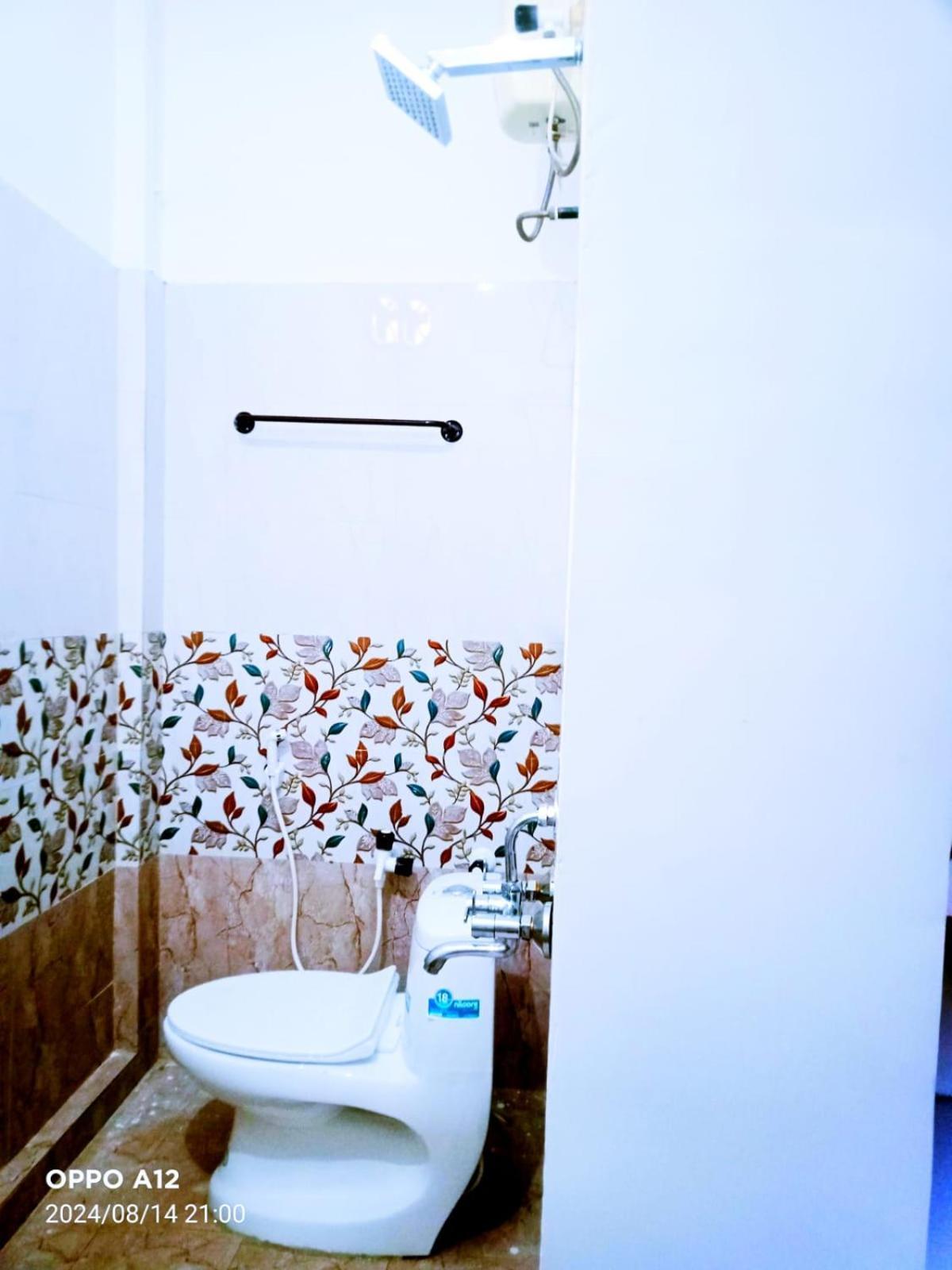 Asshappystayinn Hotel Tiruchirappalli 外观 照片